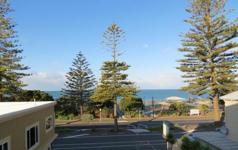 Motel De La Mer เนเปียร์ ภายนอก รูปภาพ